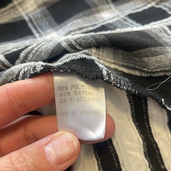 Kamana Black and White Single Pocket Tunic size removed see measurements - Picture 8 of 13